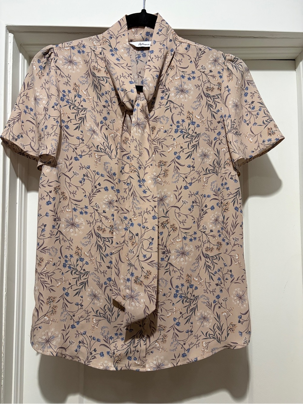 Reitmans Blush Floral Tie-Neck Blouse